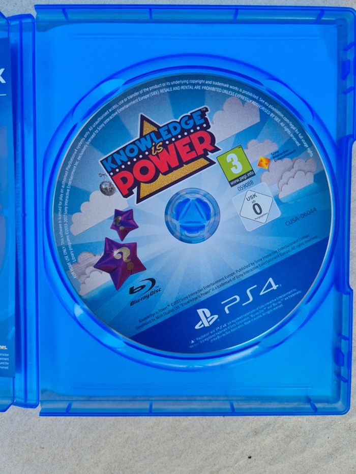 Jeu PS4 - Knowledge is power - multi joueurs- comme neuf - photo numéro 3
