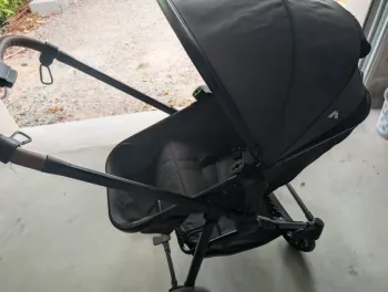 Pousette bébé confort