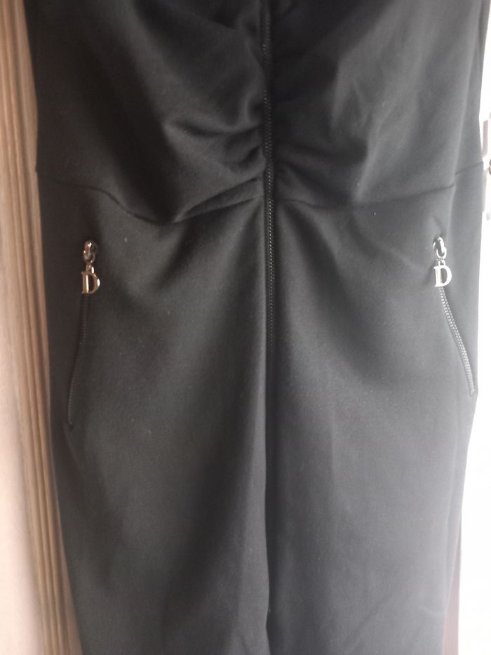 Robe avec fermeture zipper taille M - photo numéro 2