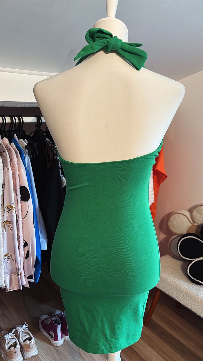 Robe dos nu verte Zara T38 - photo numéro 2