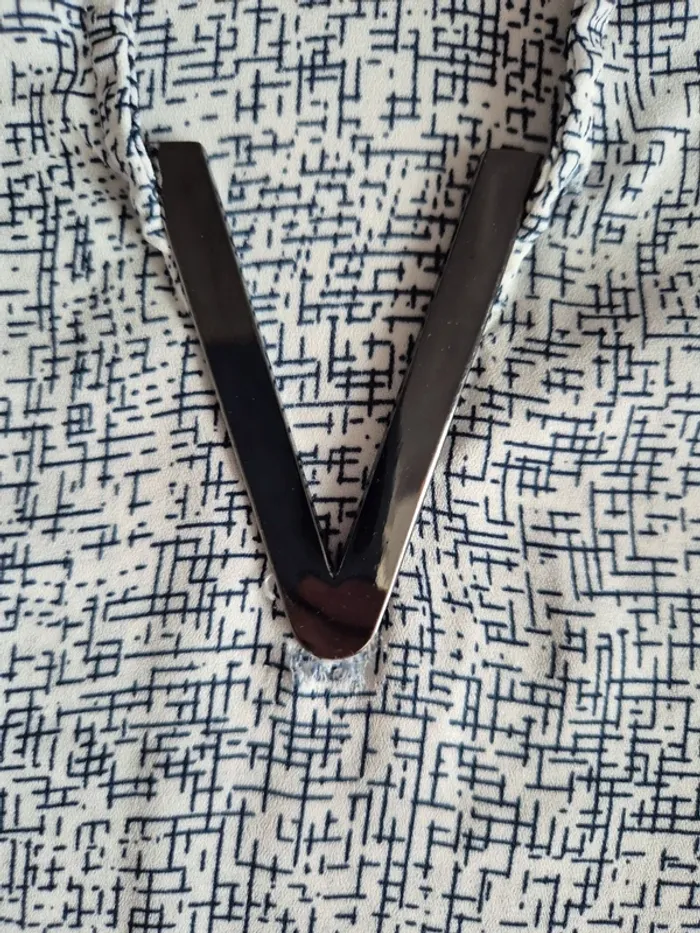 Top sans manche taille 38 blanc et noir - photo numéro 3