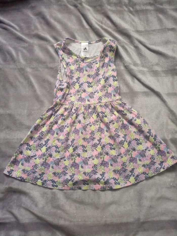 Robe fille taille 5 ans