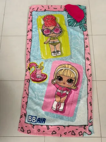 Serviette plage piscine lol surprise et bonnet tissus