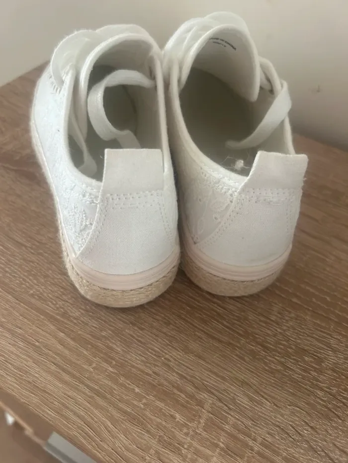 Jolie chaussure taille 37 - photo numéro 2