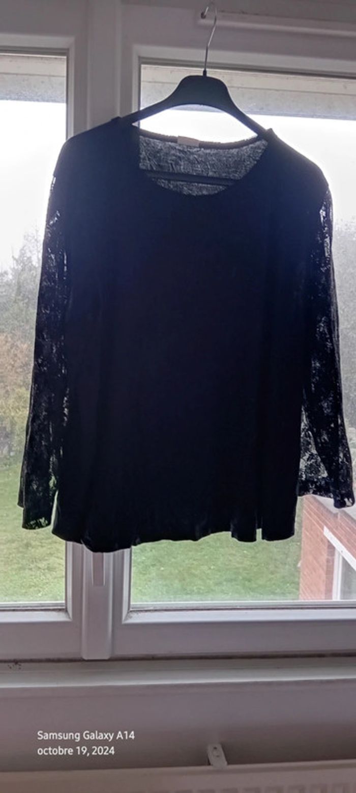 Haut viscose avec dentelle et broderies noir femme 54 in extenso - photo numéro 12