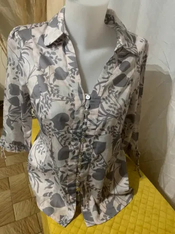 Chemise Burton taille 44 100%coton manches 3/4