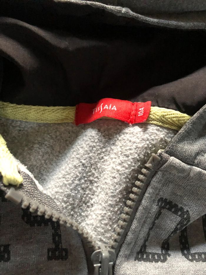 Gilet à capuche 10 ans - photo numéro 2