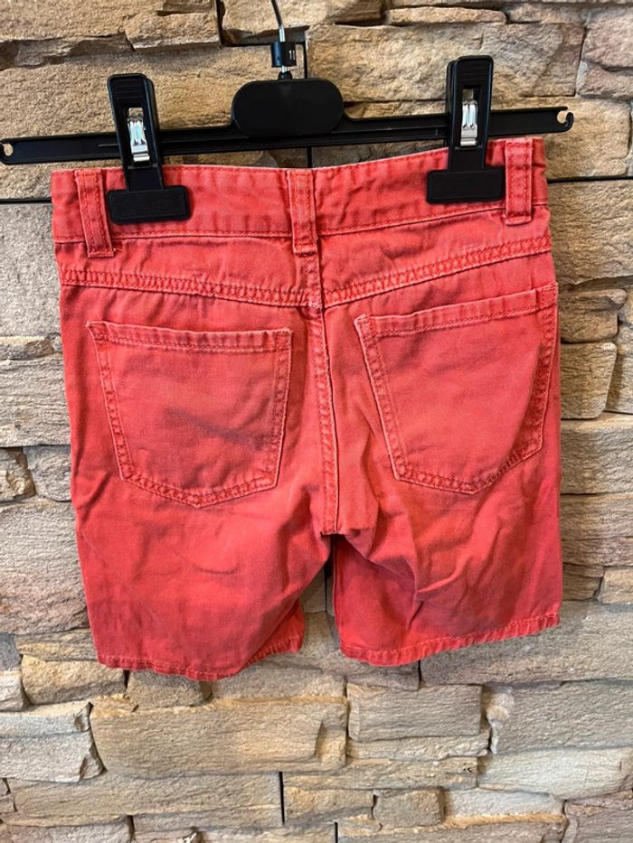 Short Kiabi taille 5 ans / 108-113cm - photo numéro 3