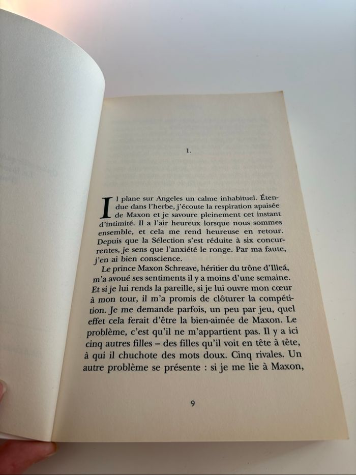 Livre L’élite la sélection Livre 2 de Kiera Cass - photo numéro 4