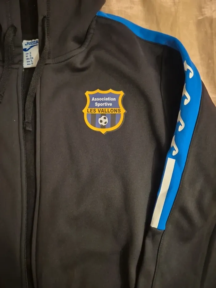 Gilet zippé club de foot - photo numéro 2