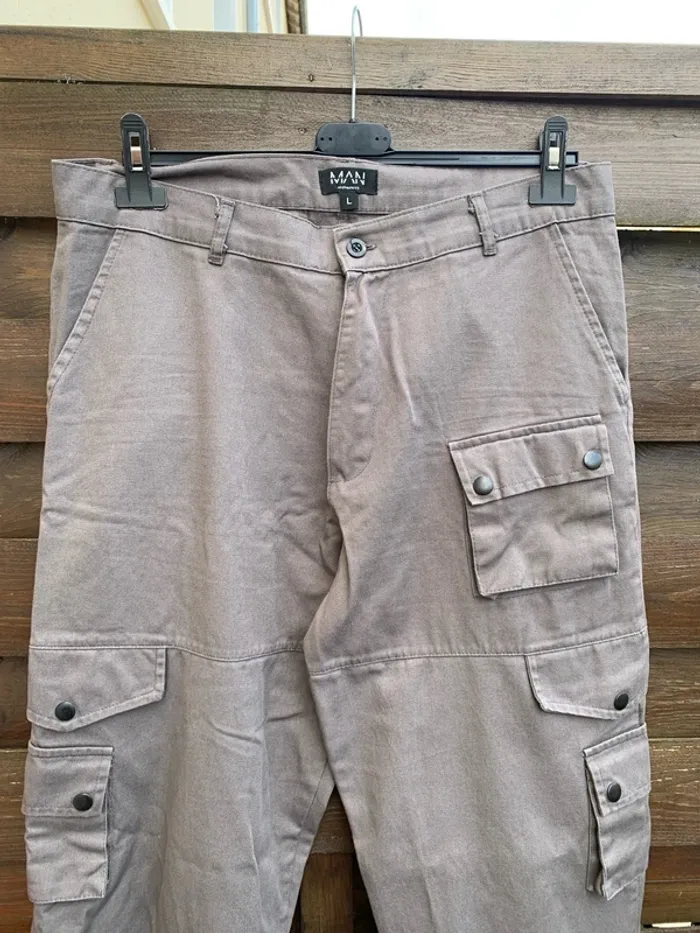 Pantalon boohoo man L - photo numéro 3