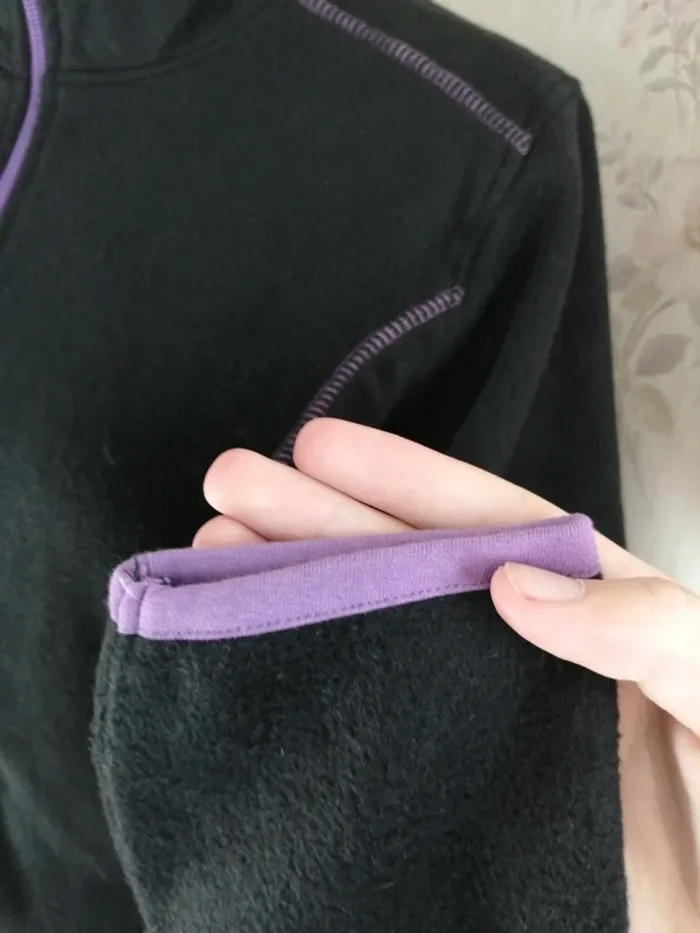Veste polaire noire avec détails violets et poches / united sport / (M) - photo numéro 6