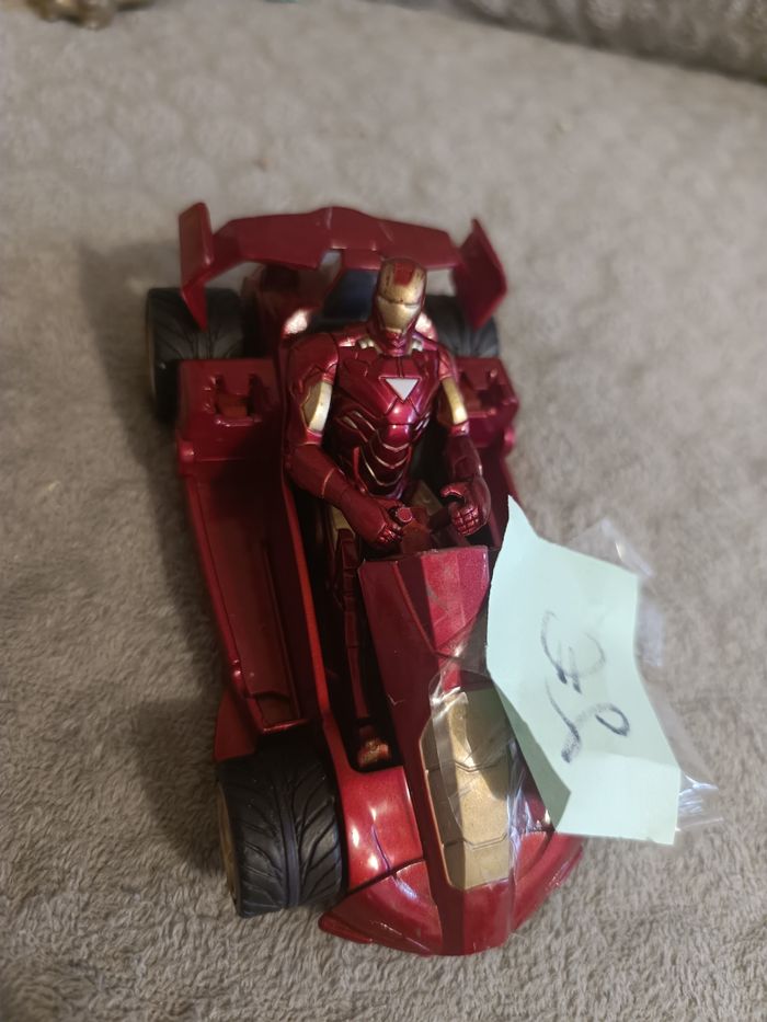 Iron man et véhicules