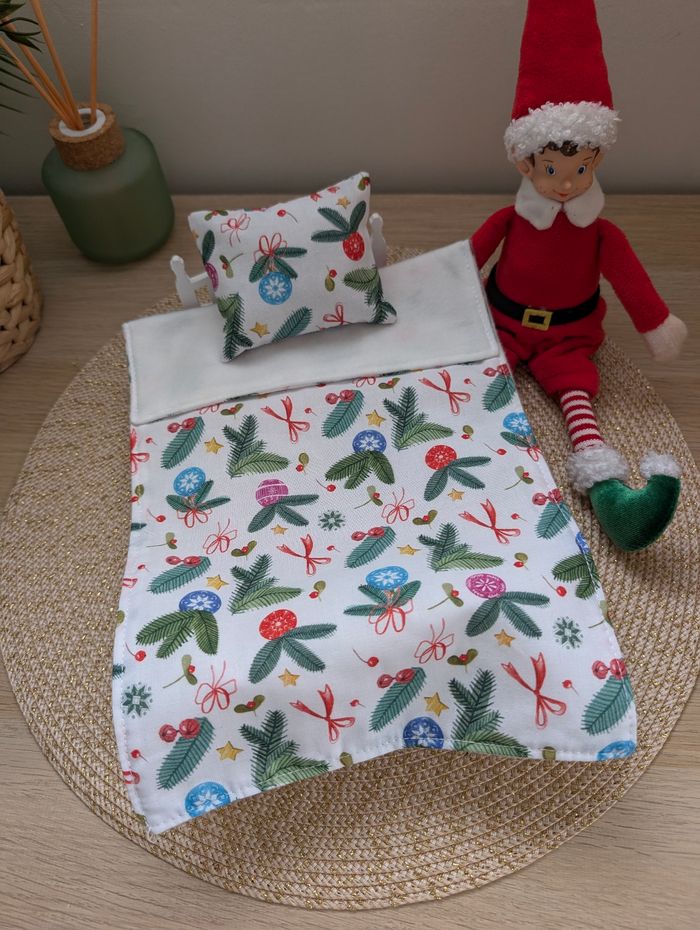 Couverture et oreiller pour lutin farceur