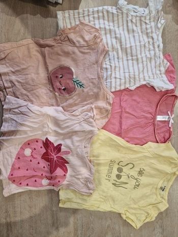 Lot de 5 tee-shirts filles kiabi et dpam 9/ 12 mois