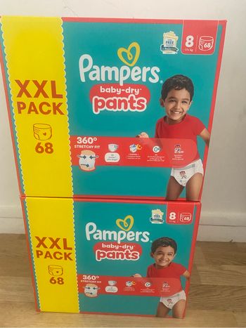 2 carton de couches Pampers taille 8