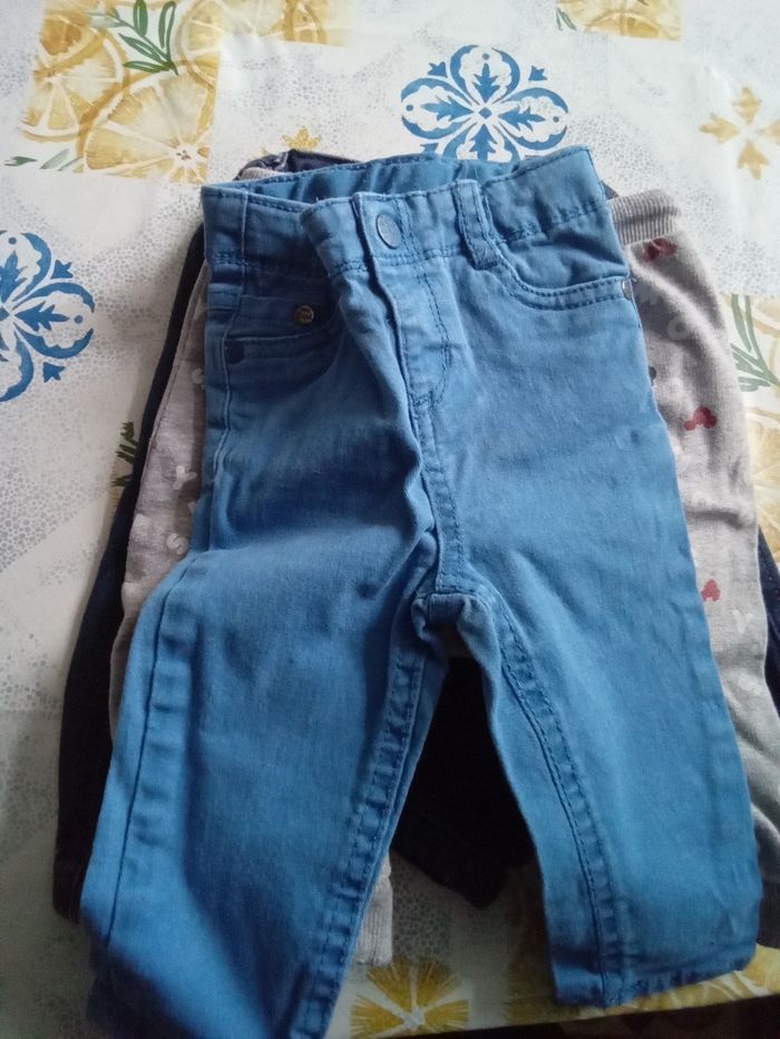 Lot pantalons garçons t 6 mois - photo numéro 7