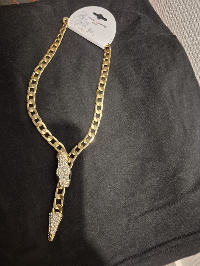 Beau collier serpent  tendance - photo numéro 3