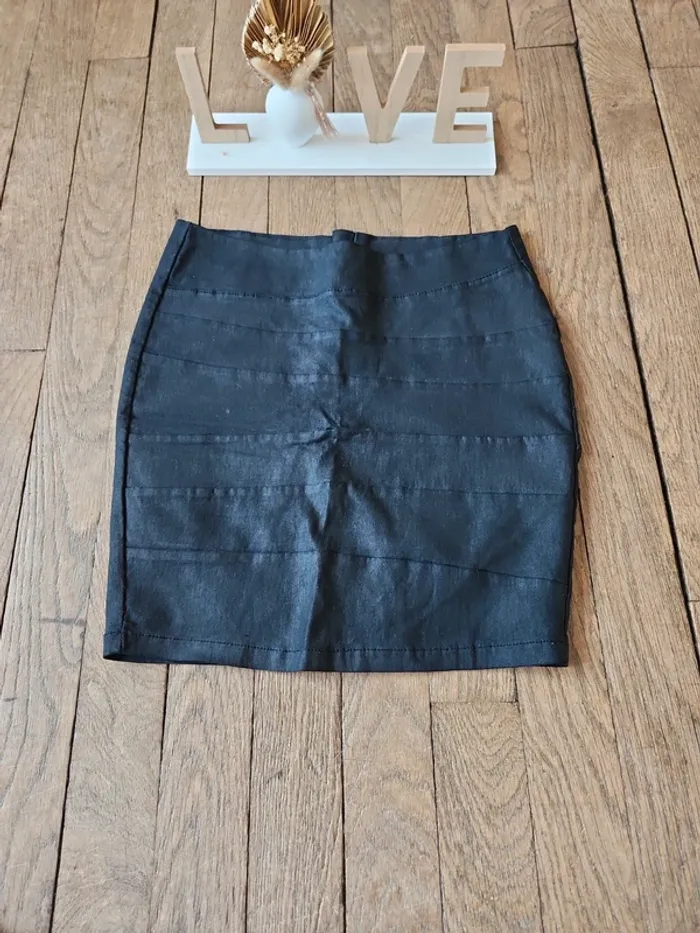🌺Mini jupe noire effet cuir Cache Cache T34/XS🌺