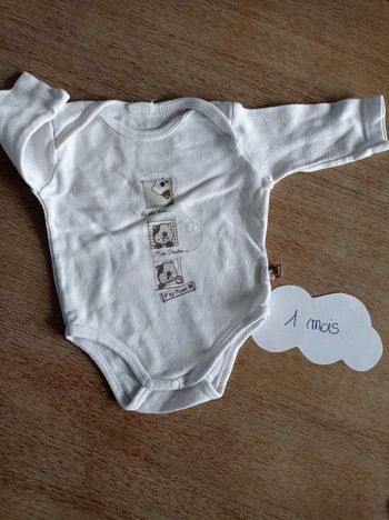 Body 1 mois