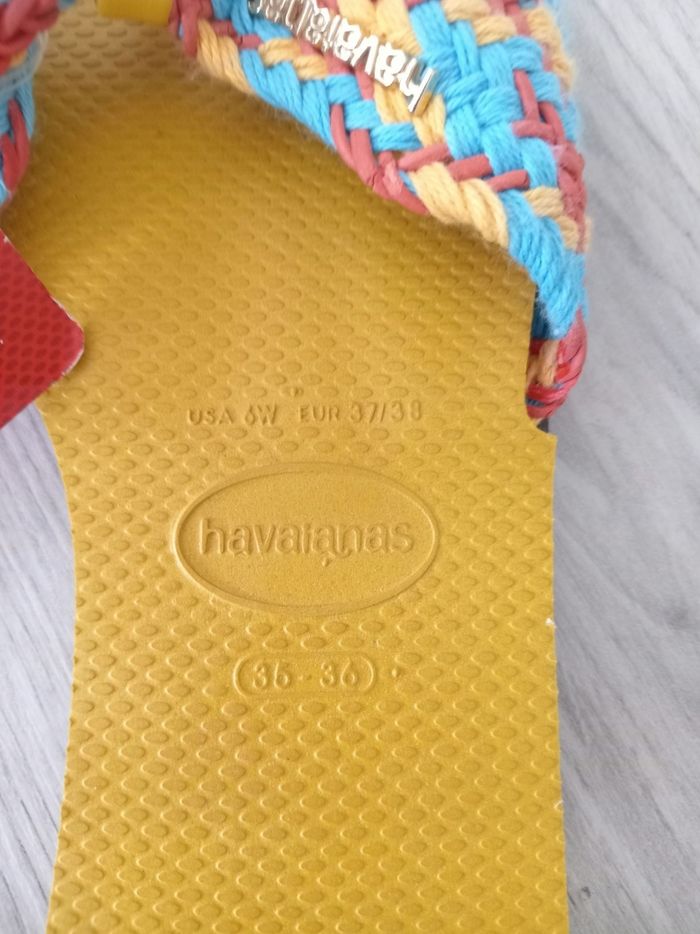 Tongs havaianas 35 /36 bras ou 3738 EUR - photo numéro 2