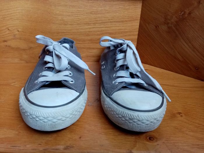 Baskets toile taille 35 - photo numéro 3