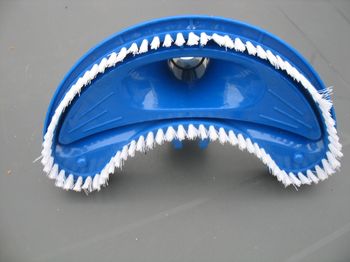 BROSSE BALAI POUR PISCINE - n°06