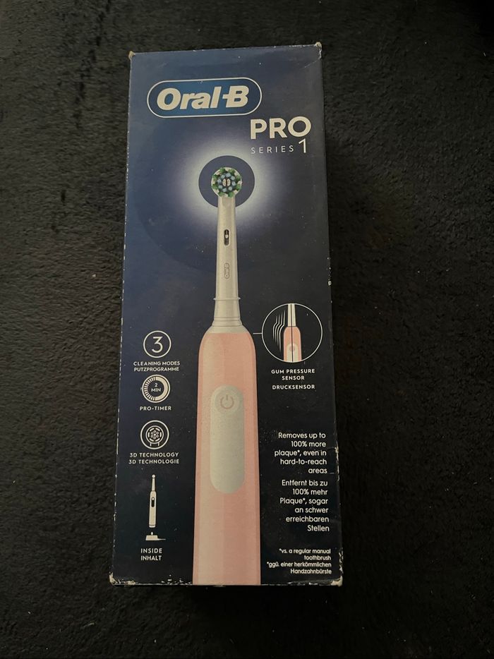 Brosse à dent électrique oral b