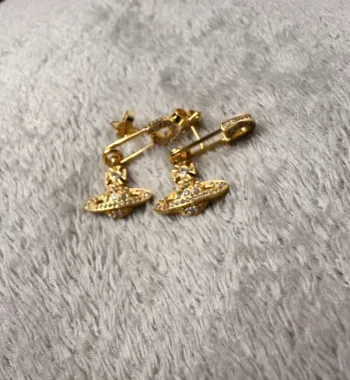 Boucle d’oreille vivienne westwood or