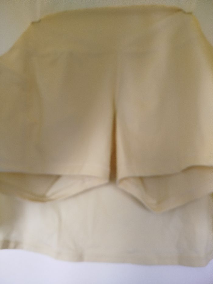 Jupe short  T L - photo numéro 4