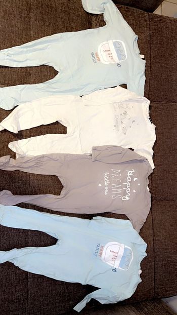 Lot de 4 pyjamas 2 ans en petit colis