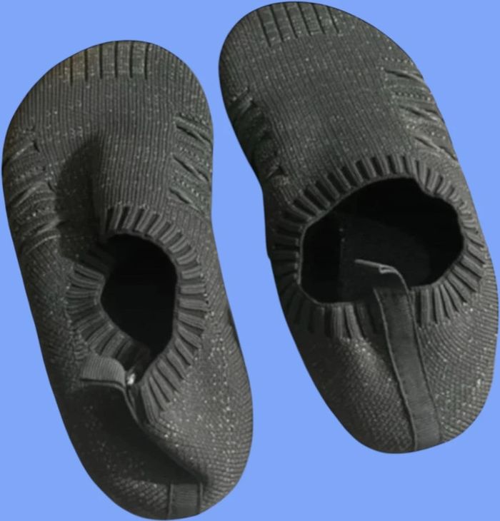 chaussure/ chausson aquatique plage ou piscine 34/35
