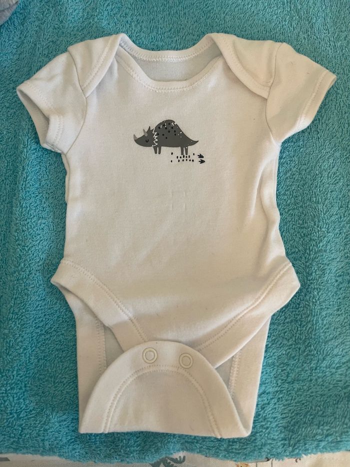 Bodies - photo numéro 2