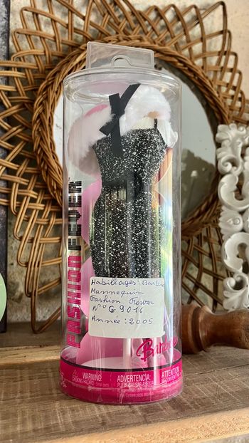 Collector Neuf ! Barbie Fashion Fever 2005 - Réf G9016 - Modèle Original Mattel