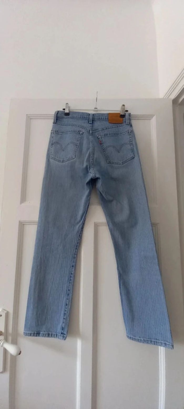 Jean Levi's 501 W26 L26 rayé bleu et blanc - photo numéro 2