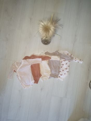 Lot de 5 bodies mixte