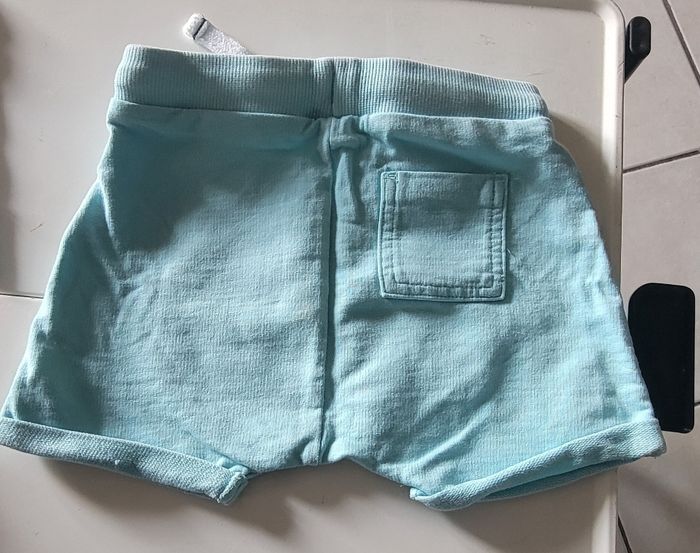 Lot 2 short 12 mois Verbaudet et Kiabi - photo numéro 3