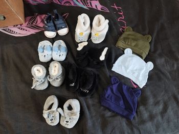 Chaussons et bonnets bébé garçon