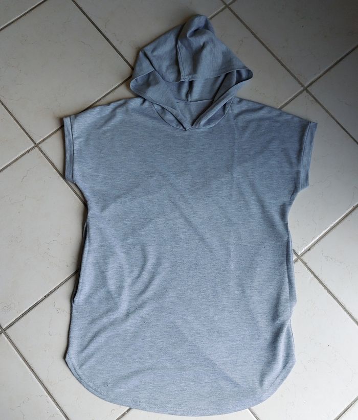 Pull Sweat fin avec capuche gris souris
