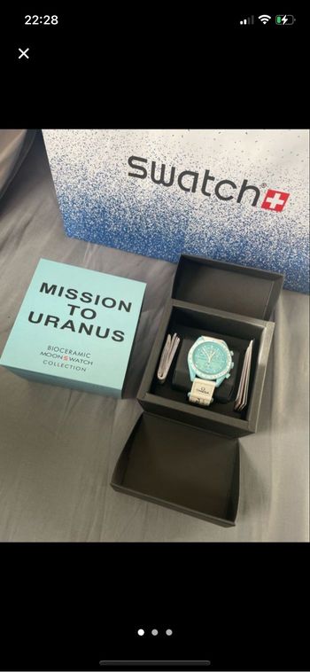 Montre Omega X swatch moonswatch mission to Uranus