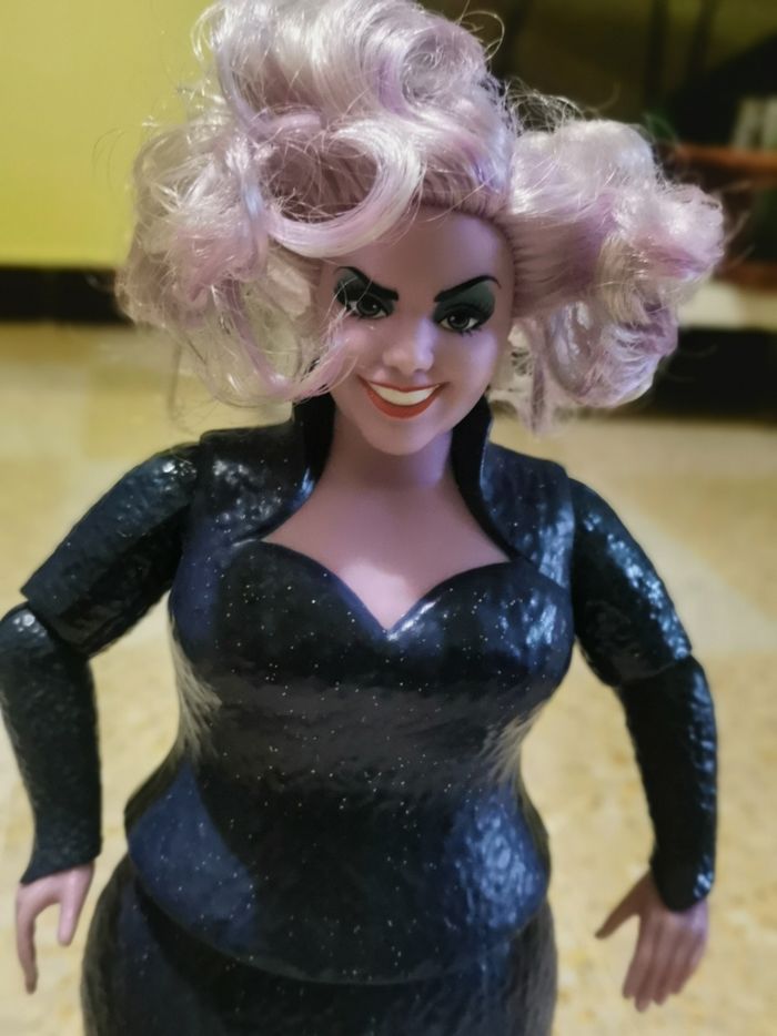 Poupée Ursula disney - photo numéro 2