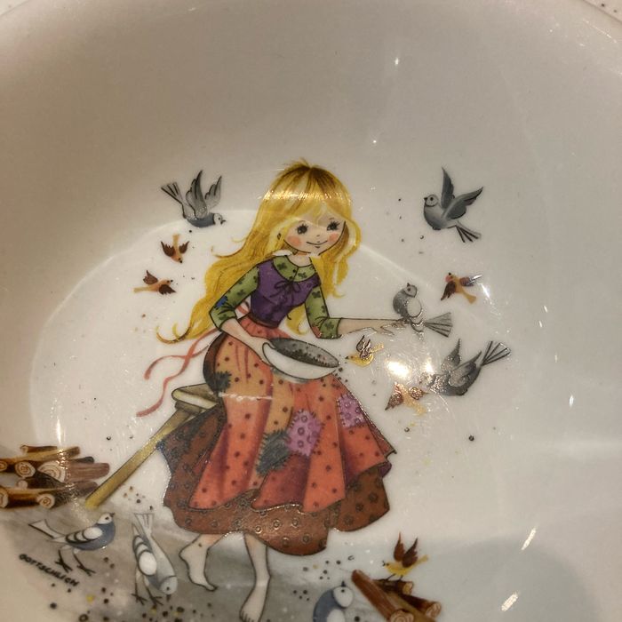 Assiette 17 x4 cm en porcelaine - photo numéro 2