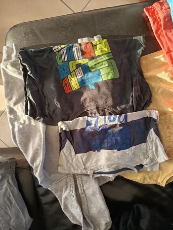 Lot vêtements garçon 10 ans