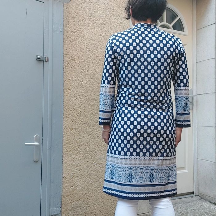 Jolie robe pour taille M - photo numéro 3