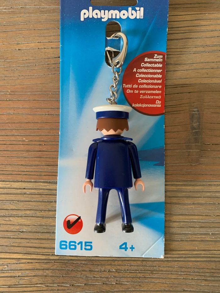 Porte-clé playmobil policier - photo numéro 2