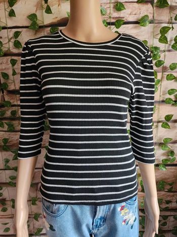 🌸T-shirt Rayé Jennyfer Taille 36🌸