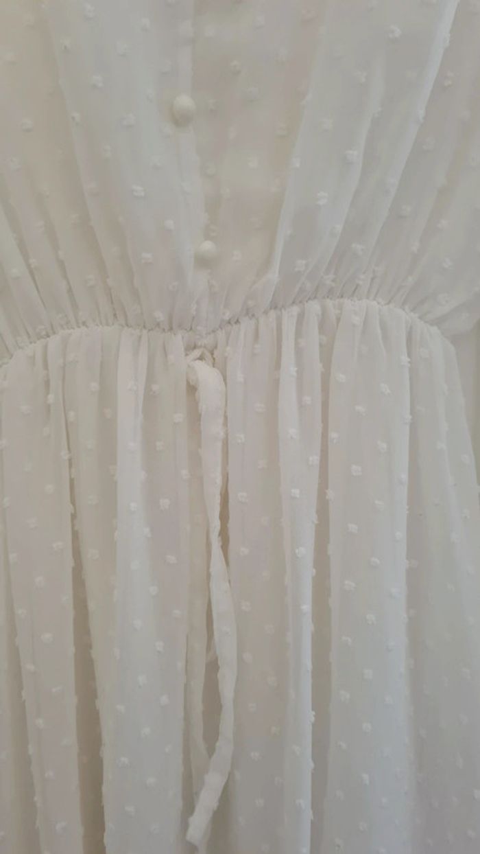 Robe en plumetis blanche - photo numéro 2