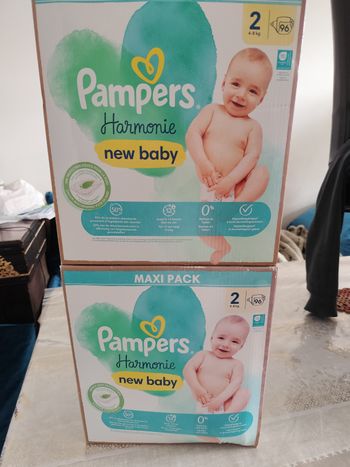 Couches Pampers harmonie 