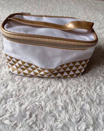 Trousse de toilette