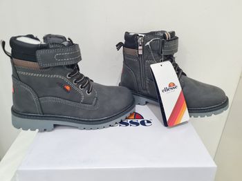 Chaussure ellesse 